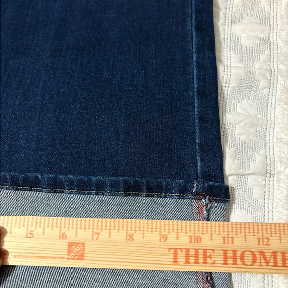 Just Black Denim Palazzo jeans. Wide leg, cuffed hem. Dark wash. Very trendy. - Picture 11 of 16